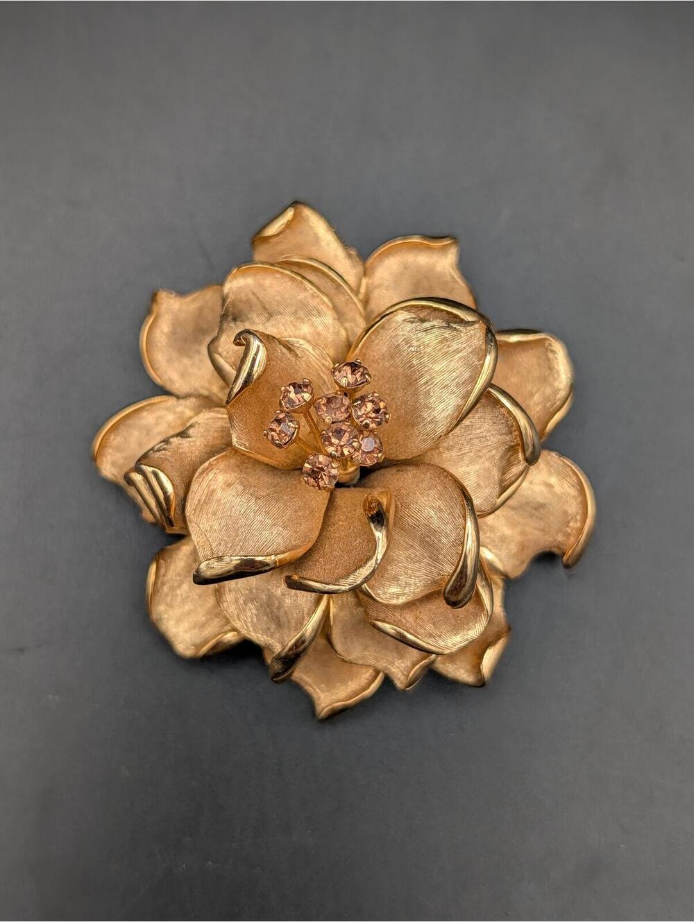 Vintage Unsigned Marvella 3D Layered Flower Statement Brooch Pendant Smoky Topaz
